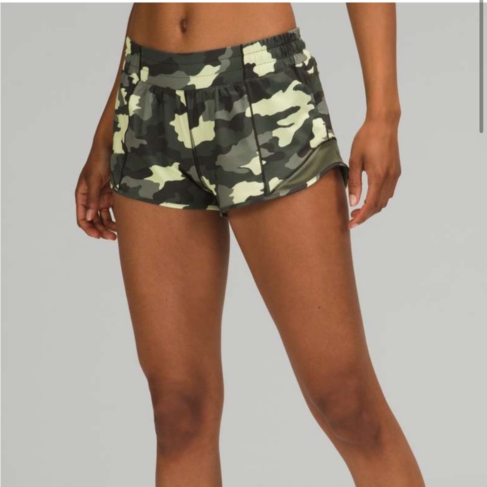 Camp lulu hotty hots size 4 $45 !!
